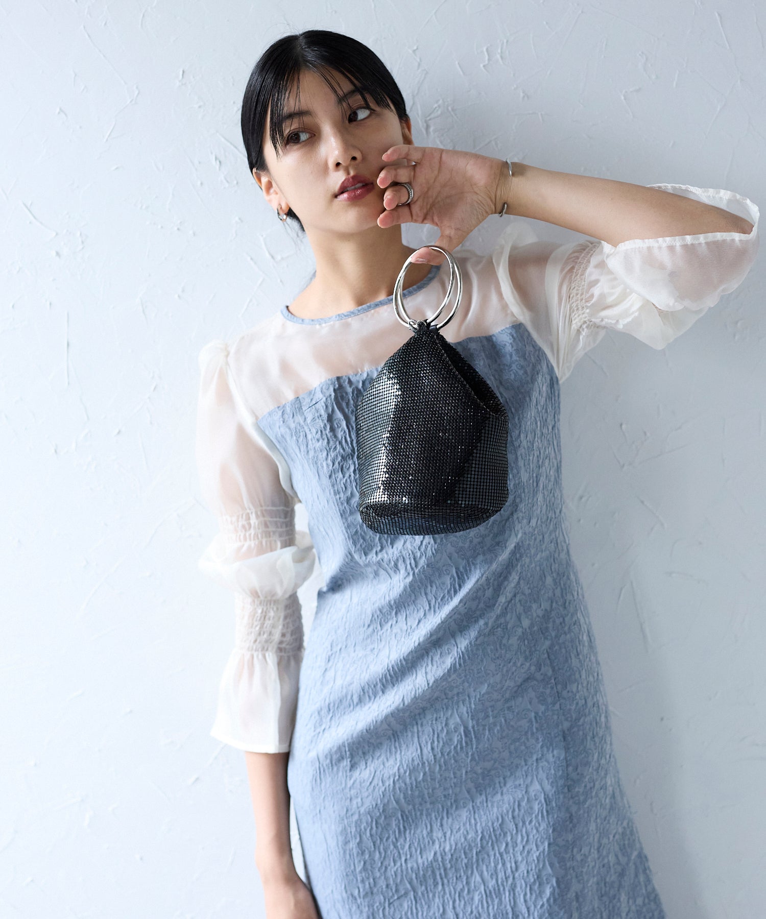 メタルメッシュ リングハンドル バッグ