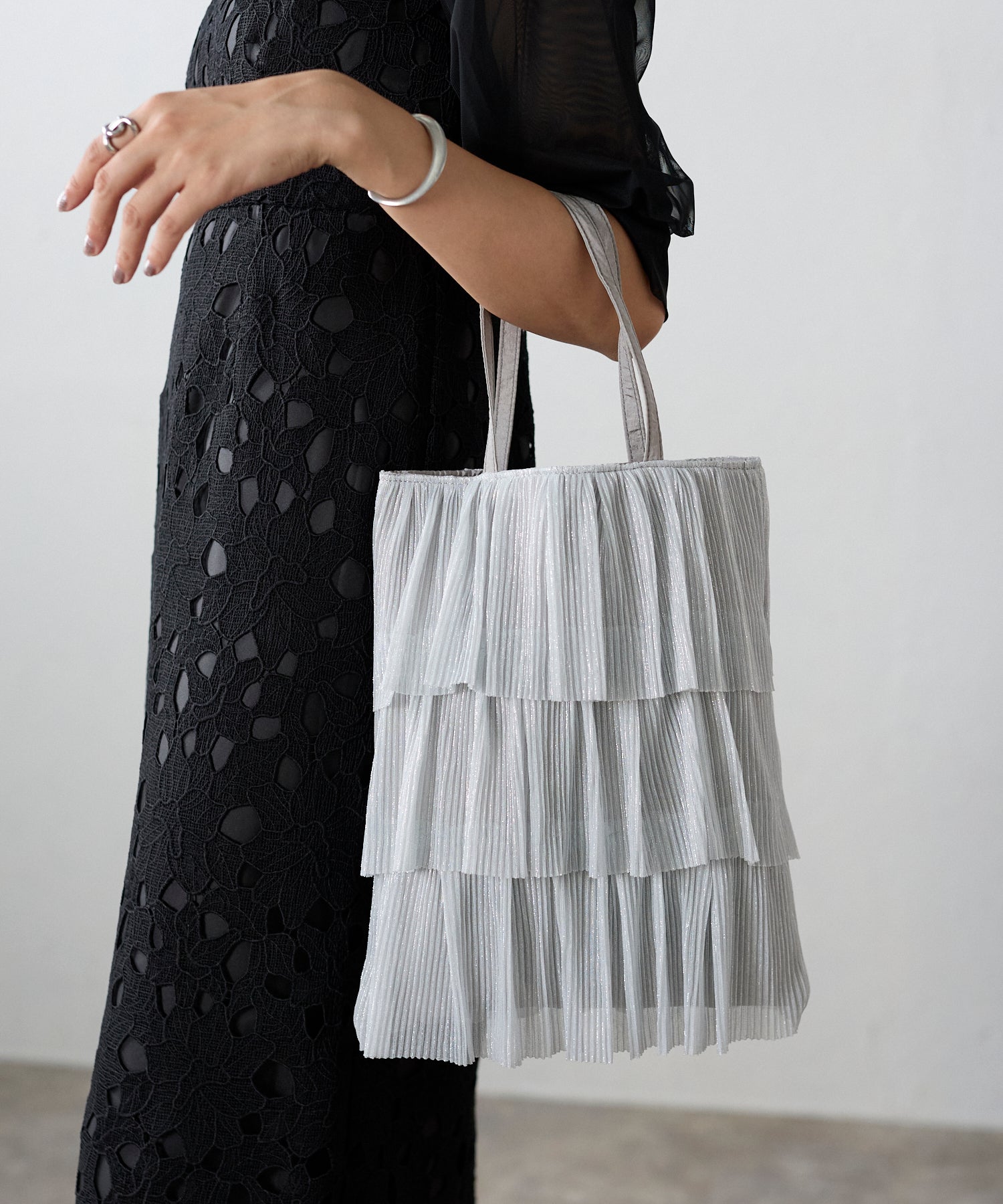フリル付きトートBAG （フリルハンドルトートバッグ